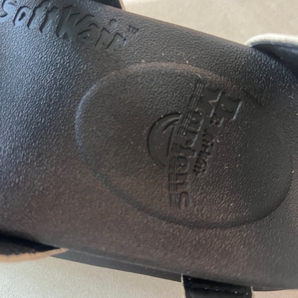 Dr. Martens Black and White Sandals Blare sz8 - Picture 9 of 11